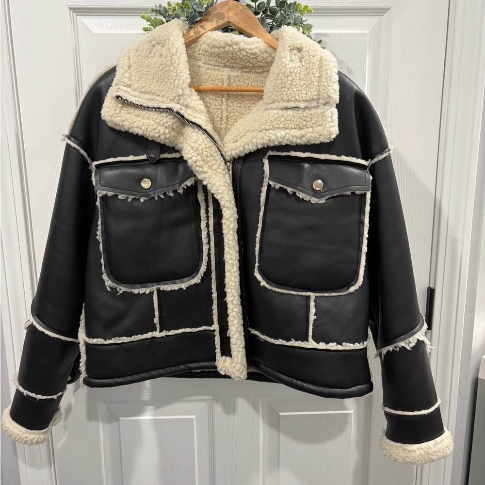 Faux Leather Sherpa Lined Jacket - Black/Cream